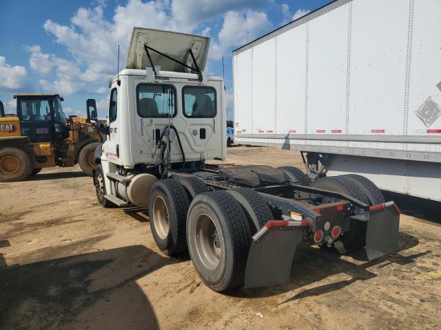 Freightliner Cascadia 1 Image 6