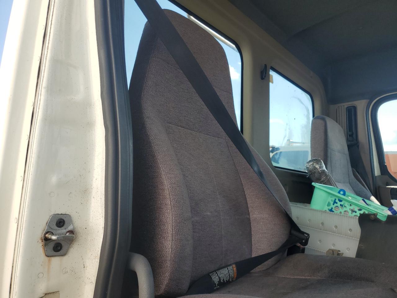 Freightliner Cascadia 1 Image 8