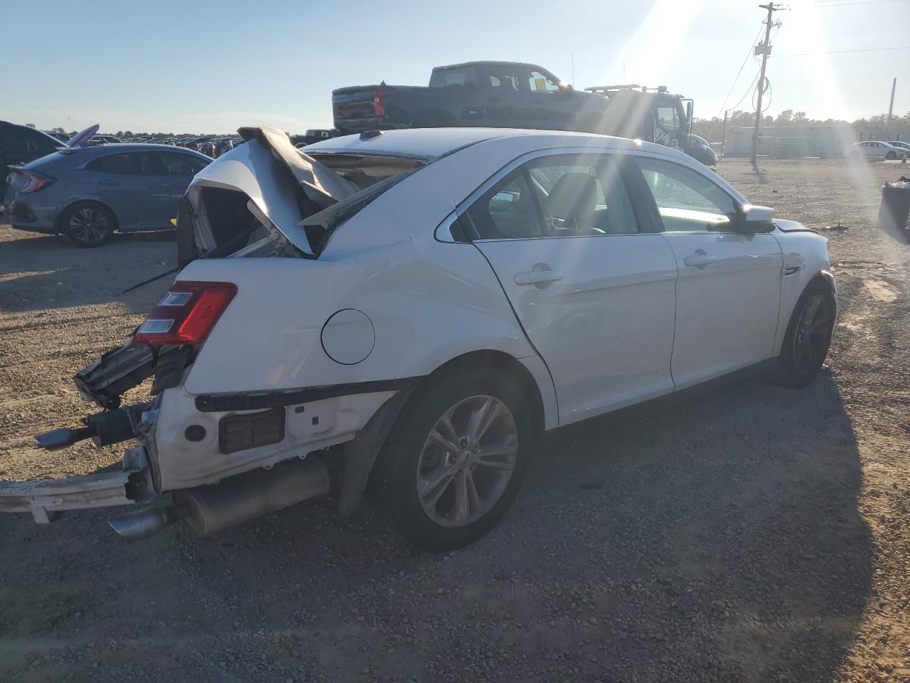 Ford Taurus Sel Image 3