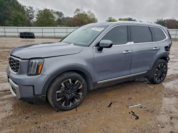  Salvage Kia Telluride