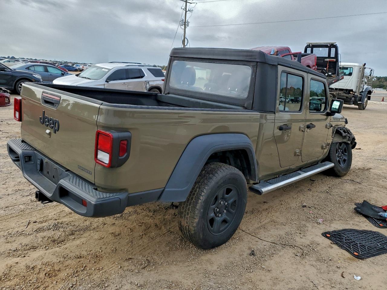 Jeep Gladiator Sport Image 3
