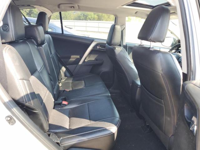 Toyota RAV4 Xle Image 5