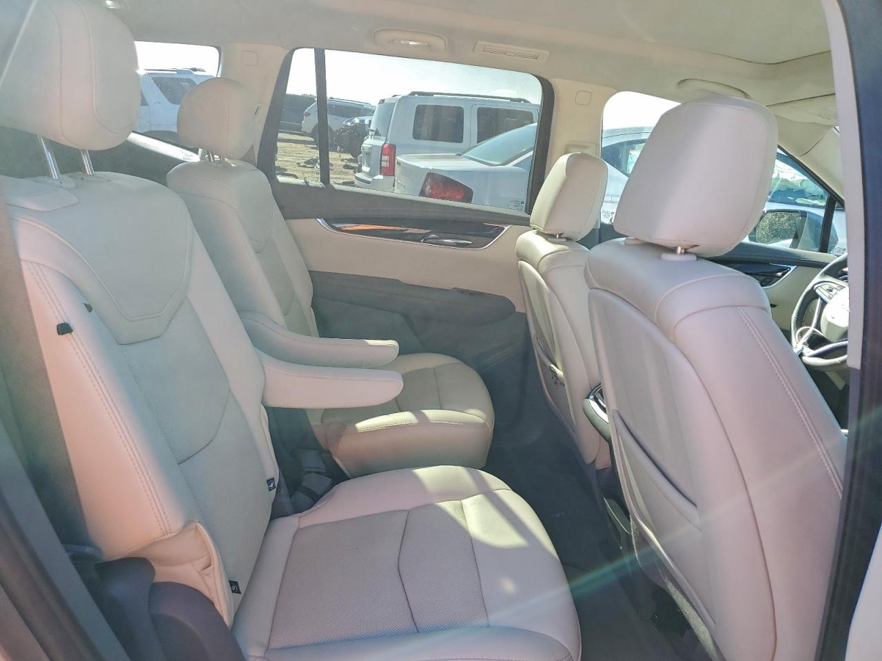 Cadillac XT6 Premium Luxury Image 11