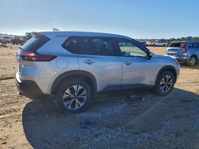 Nissan Rogue Sv Image 2