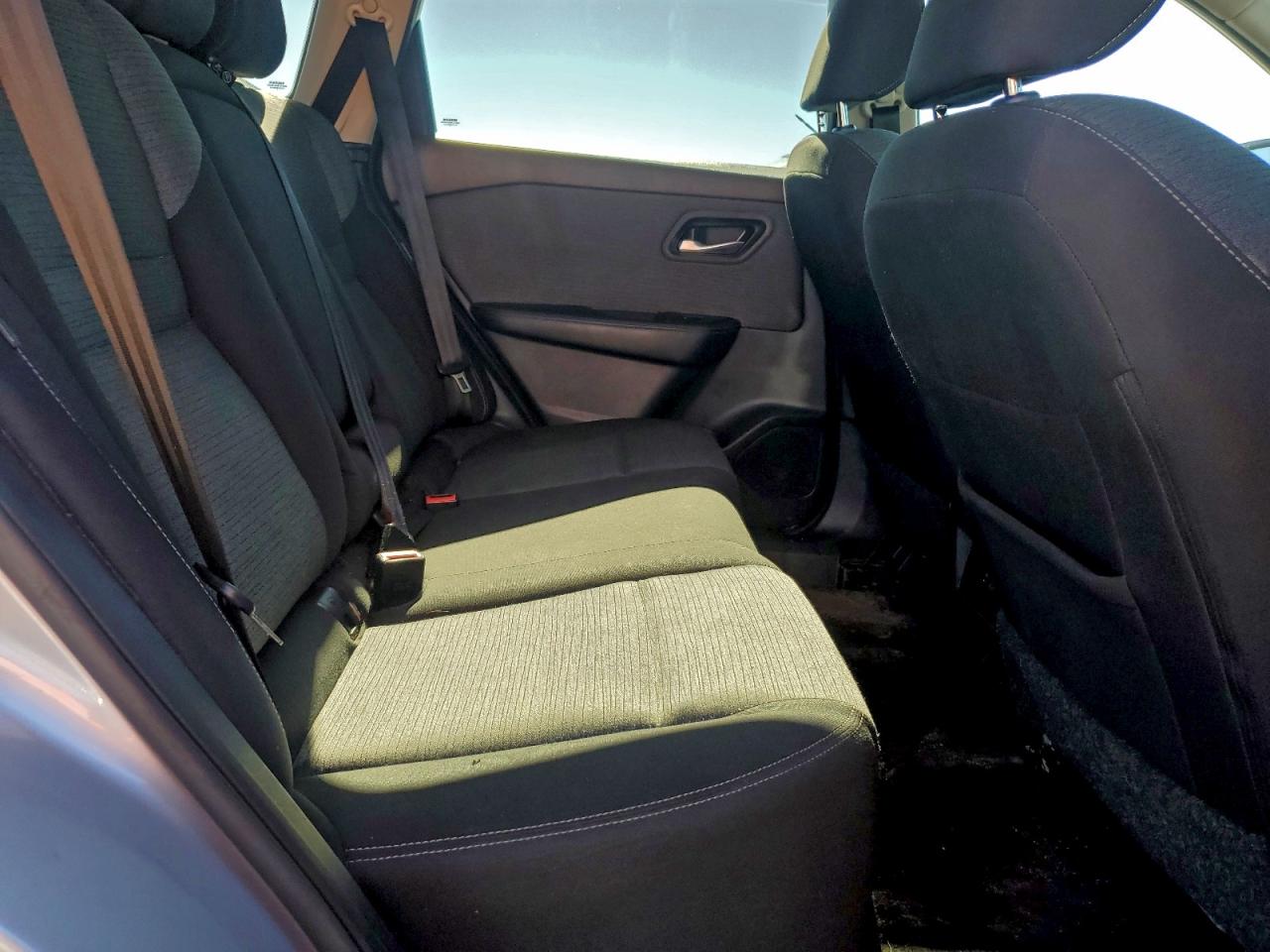 Nissan Rogue Sv Image 13