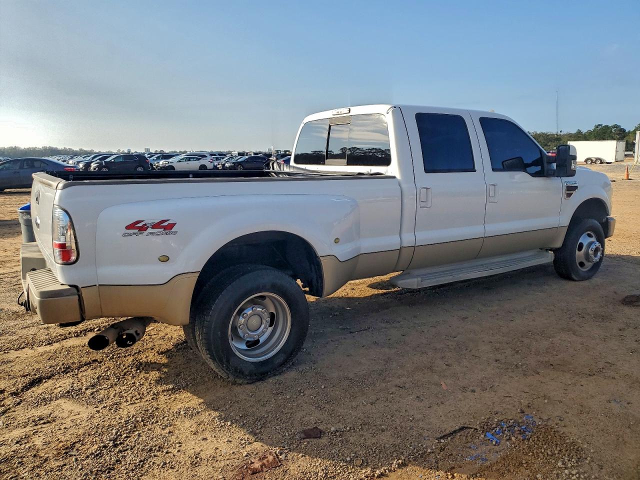 Ford F-350 Super Duty Image 2