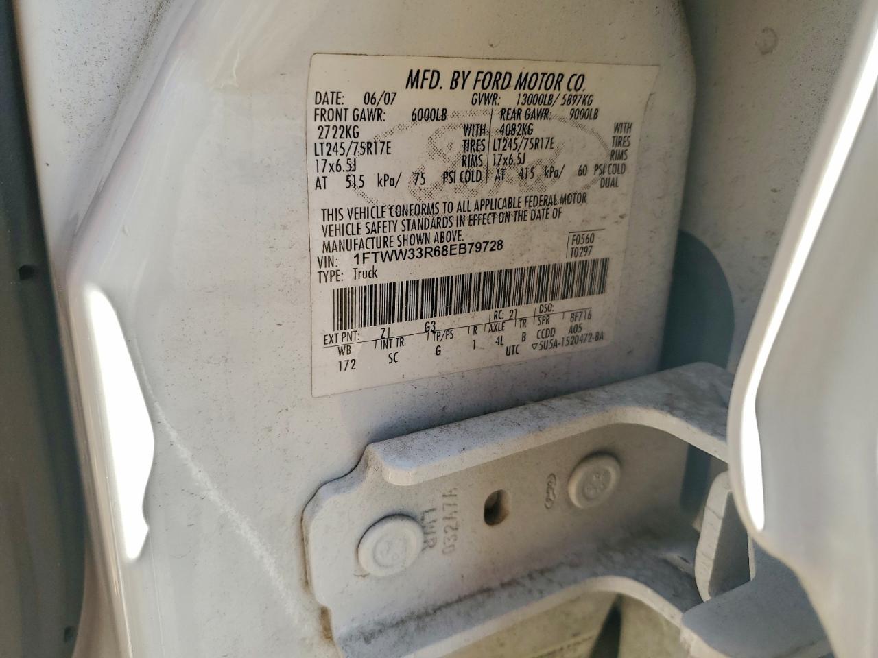 Ford F-350 Super Duty Image 7