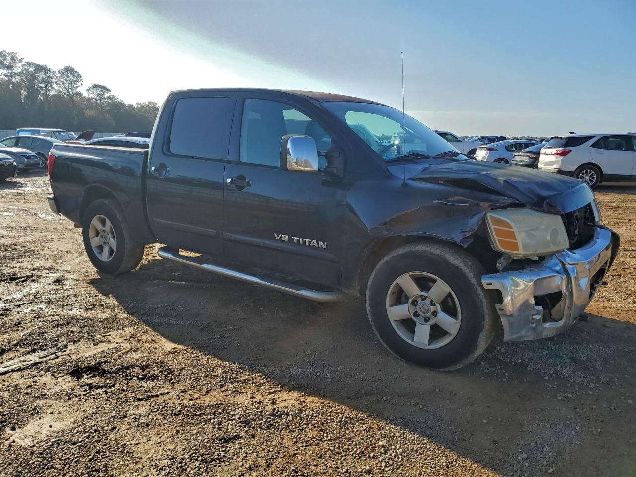 Nissan Titan Xe Image 5