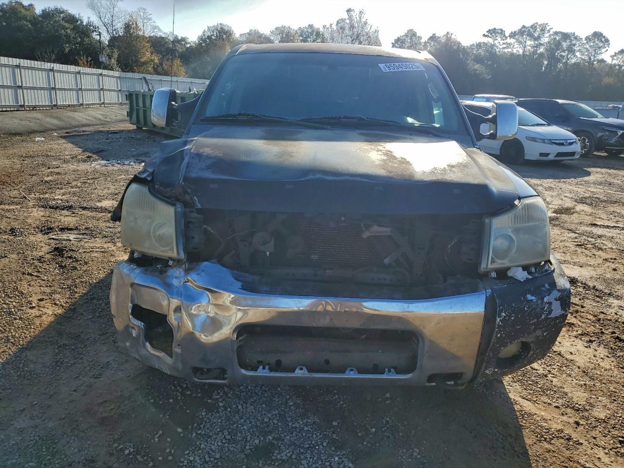 Nissan Titan Xe Image 11