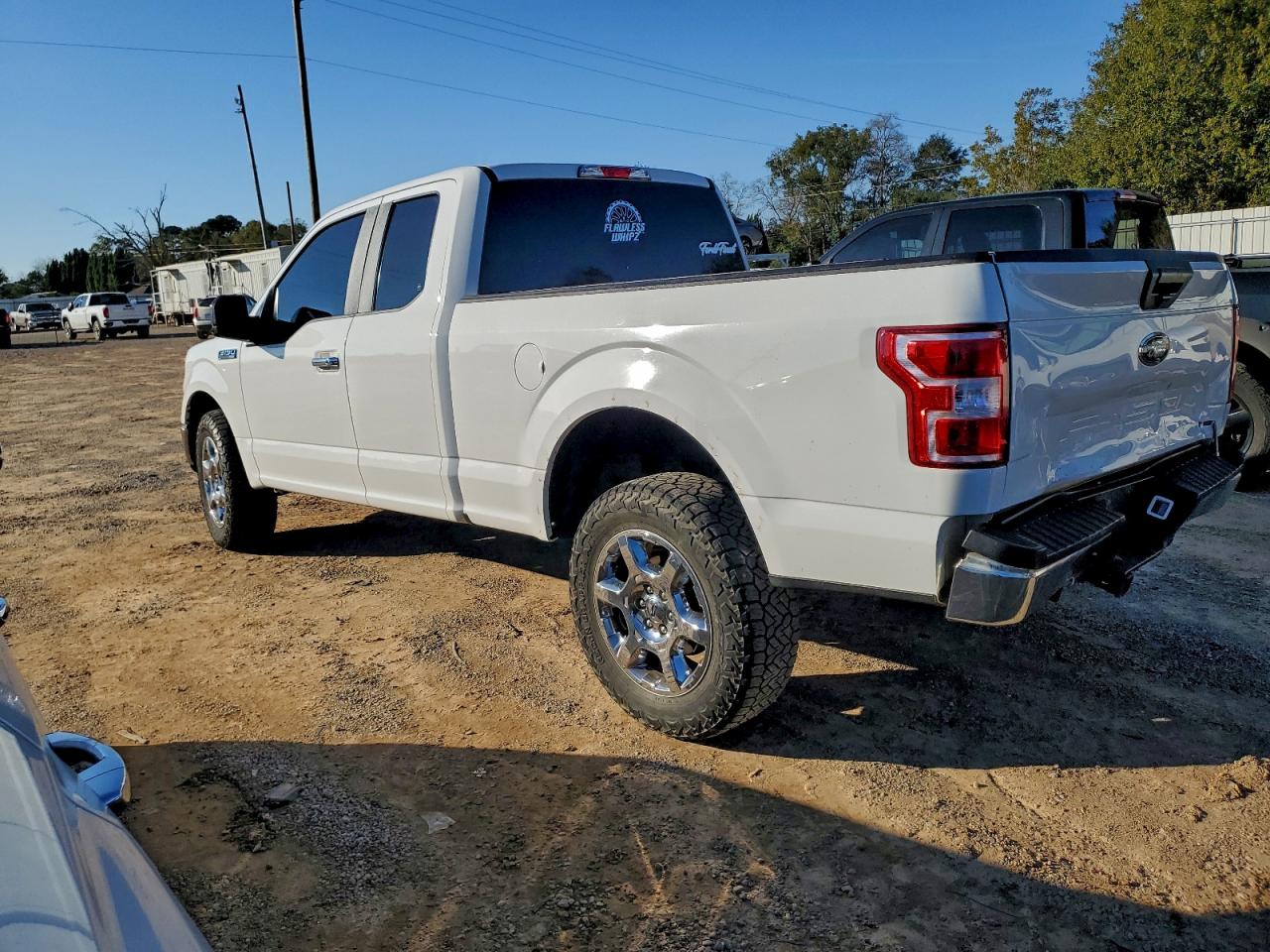 Ford F-150 Super Cab Image 4