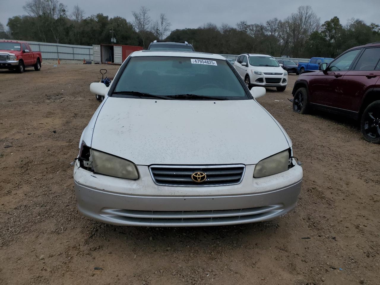 Toyota Camry Ce Image 3