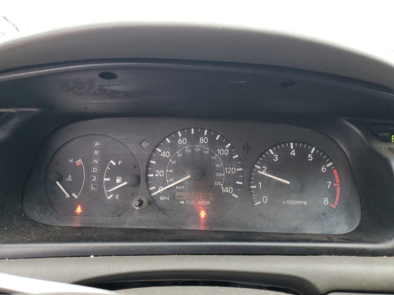 Toyota Camry Ce Image 5