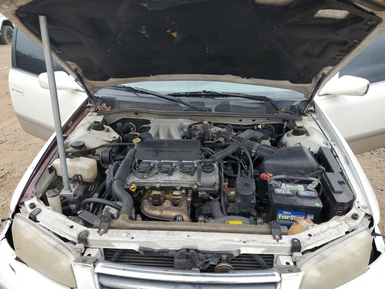 Toyota Camry Ce Image 11