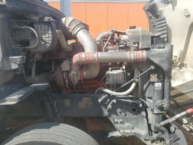 Peterbilt Tractor 579 Image 5