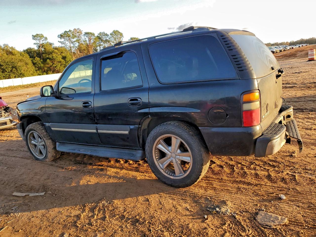 Chevrolet Tahoe C1500 Image 8