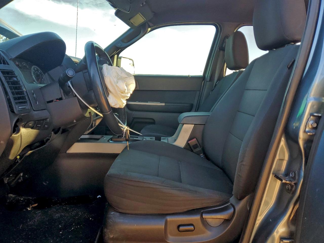 Ford Escape Xlt Image 6