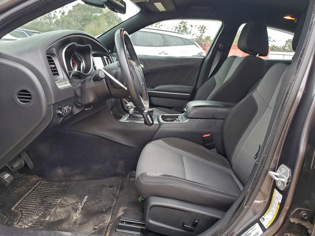 Dodge Charger Sxt Image 9