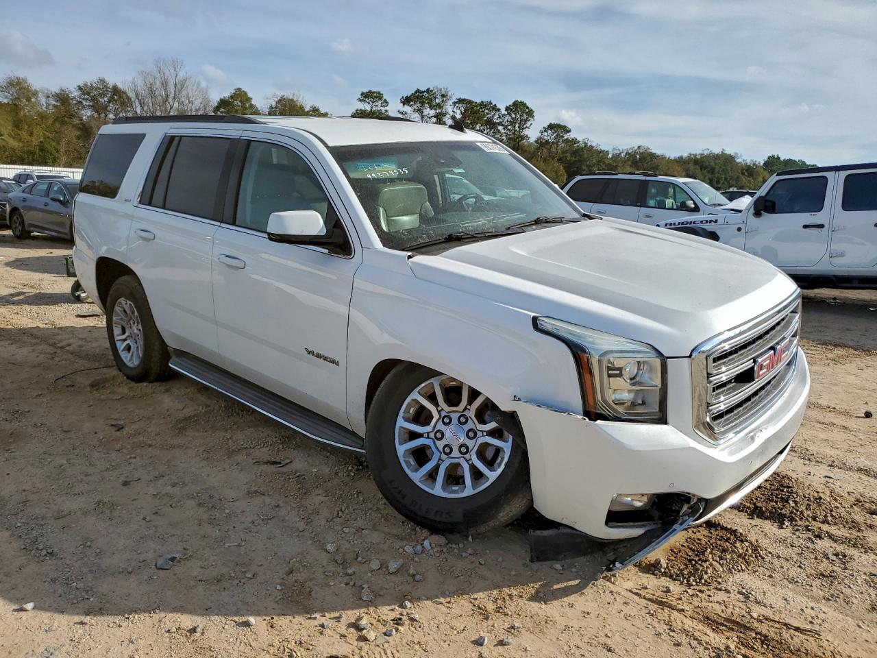 GMC Yukon Slt Image 3