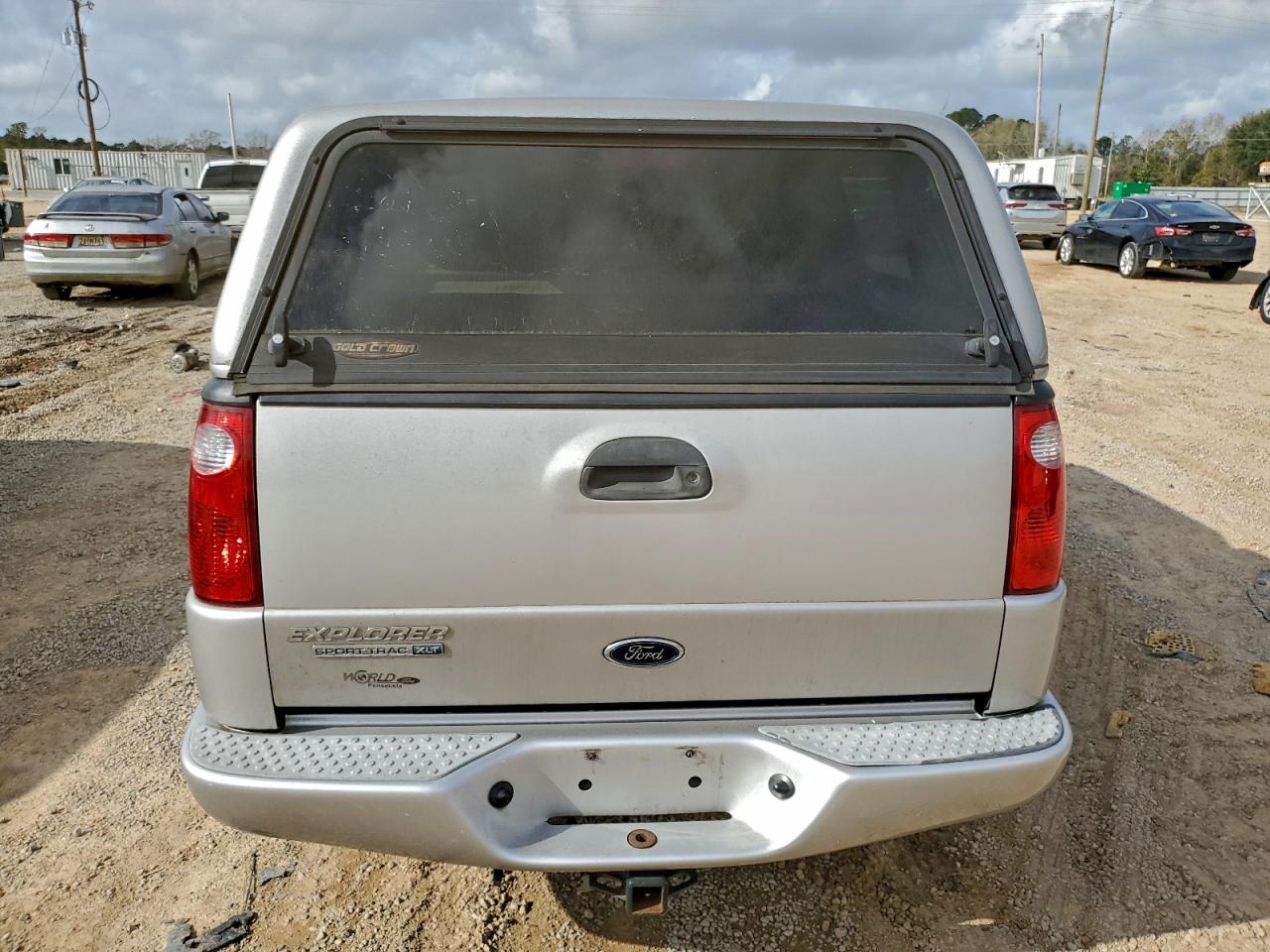 Ford Explorer Image 2