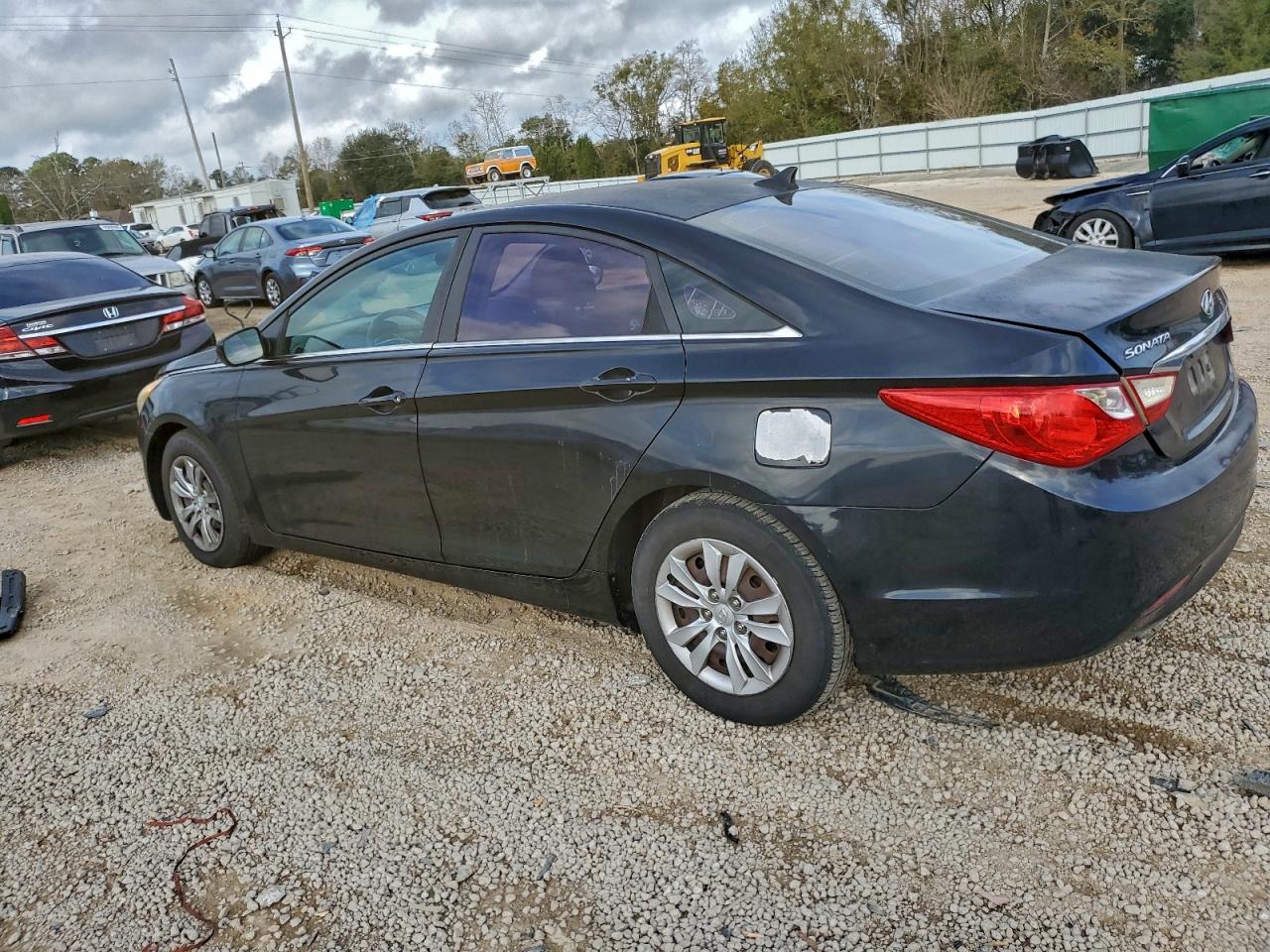 Hyundai SONATA Gls Image 3