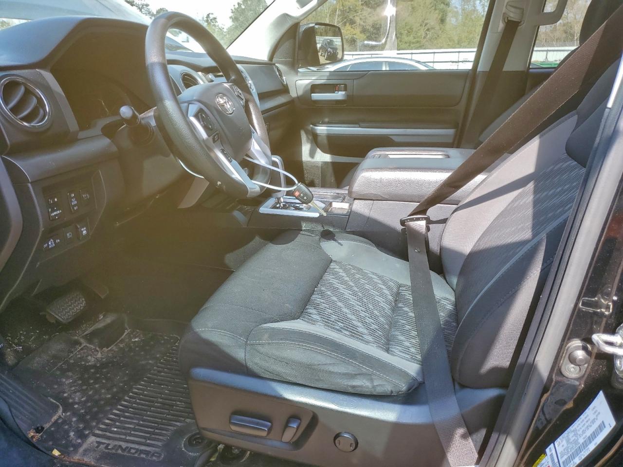 Toyota Tundra Crewmax Sr5 Image 8