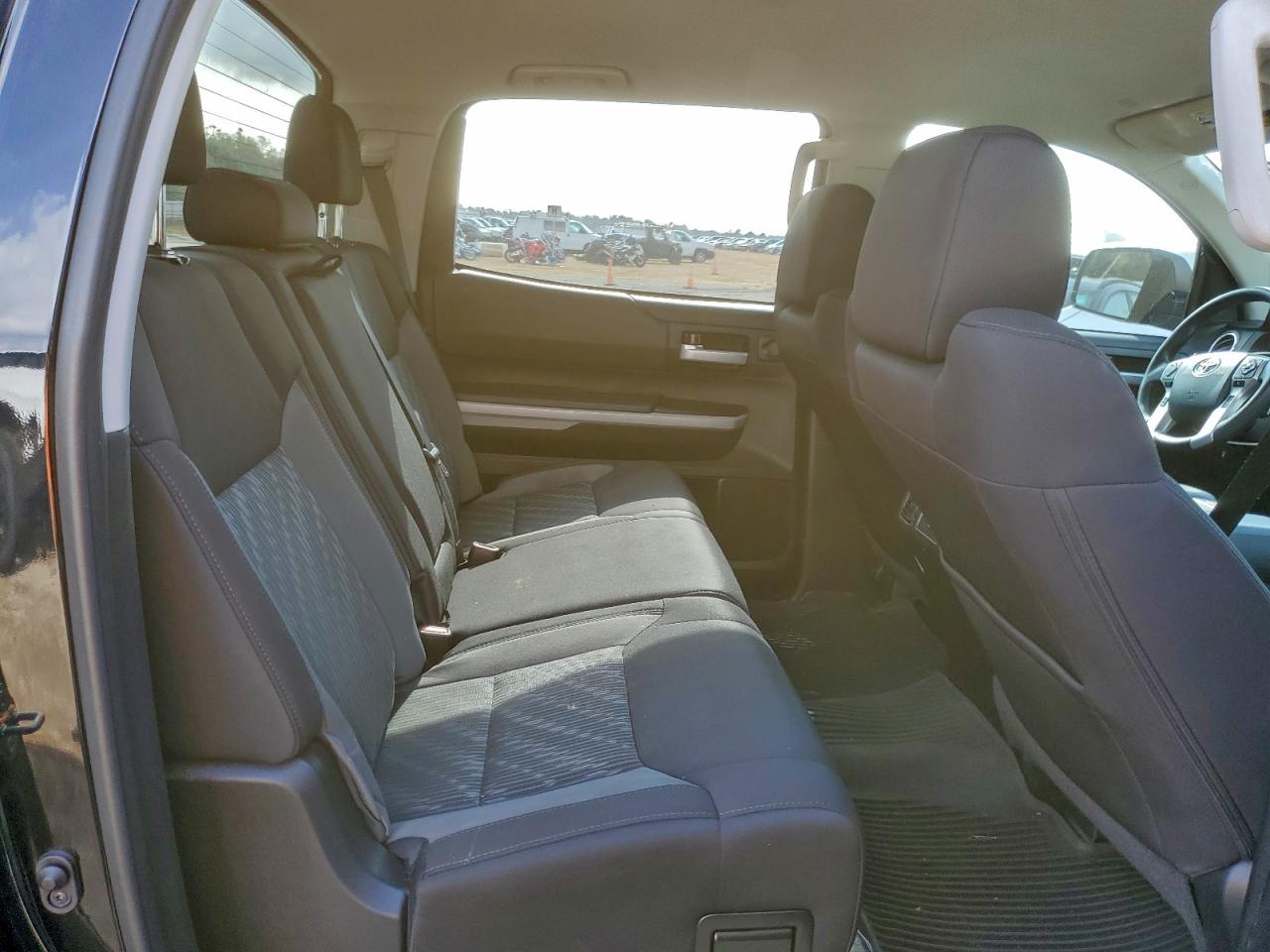 Toyota Tundra Crewmax Sr5 Image 7