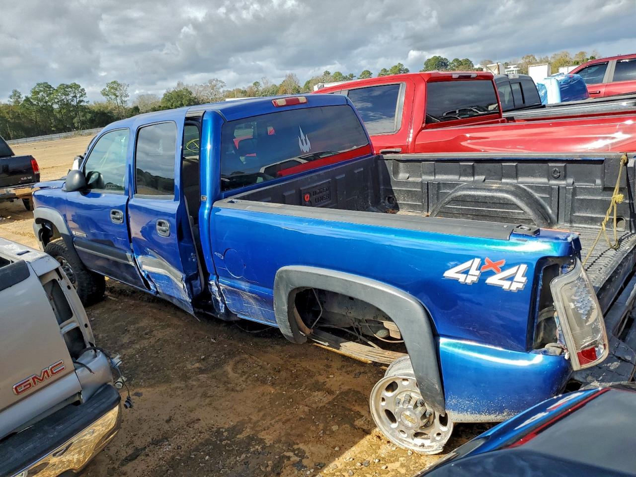 Chevrolet Silverado K2500 Heavy Duty Image 6