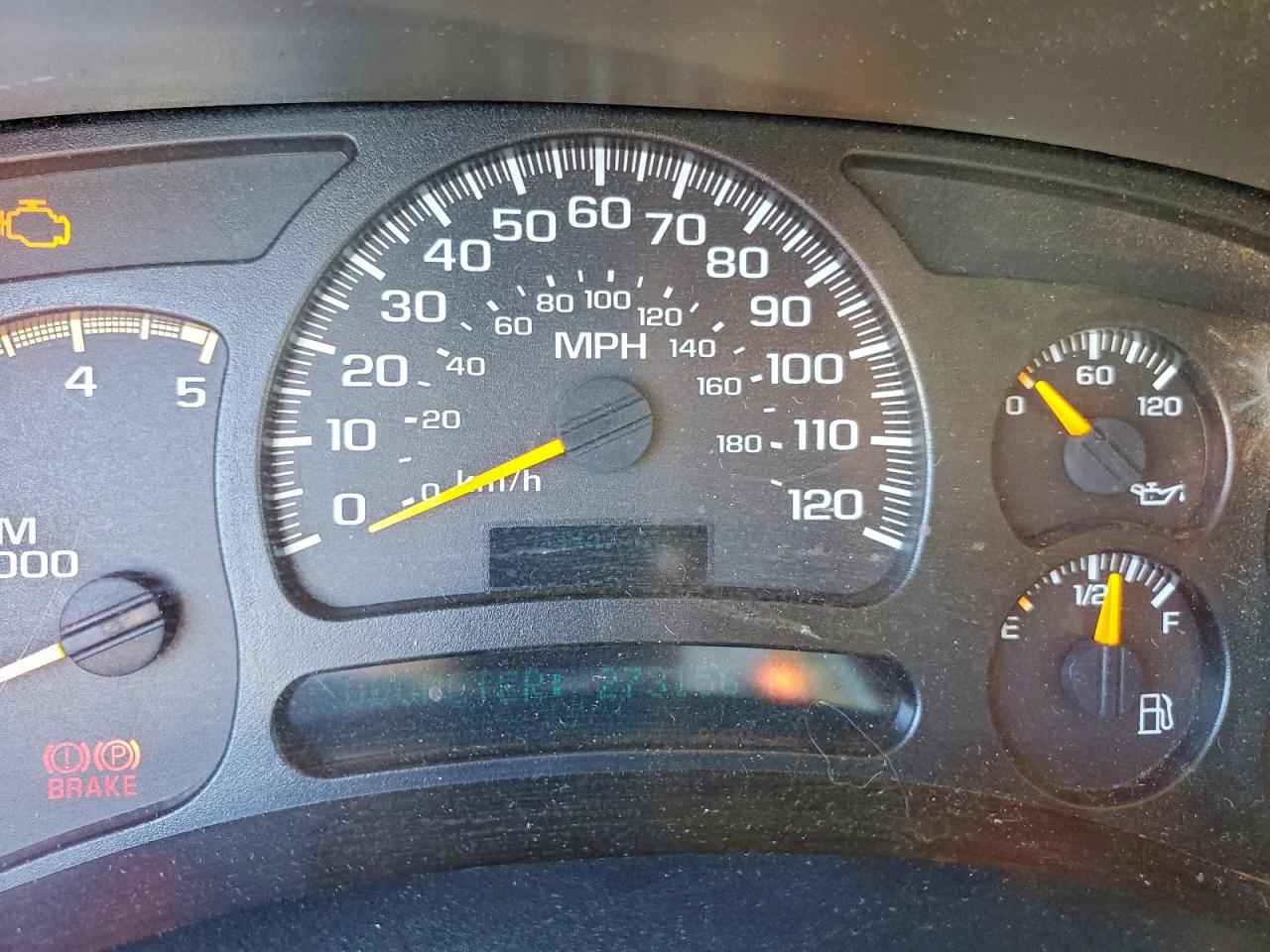 Chevrolet Silverado K2500 Heavy Duty Image 8