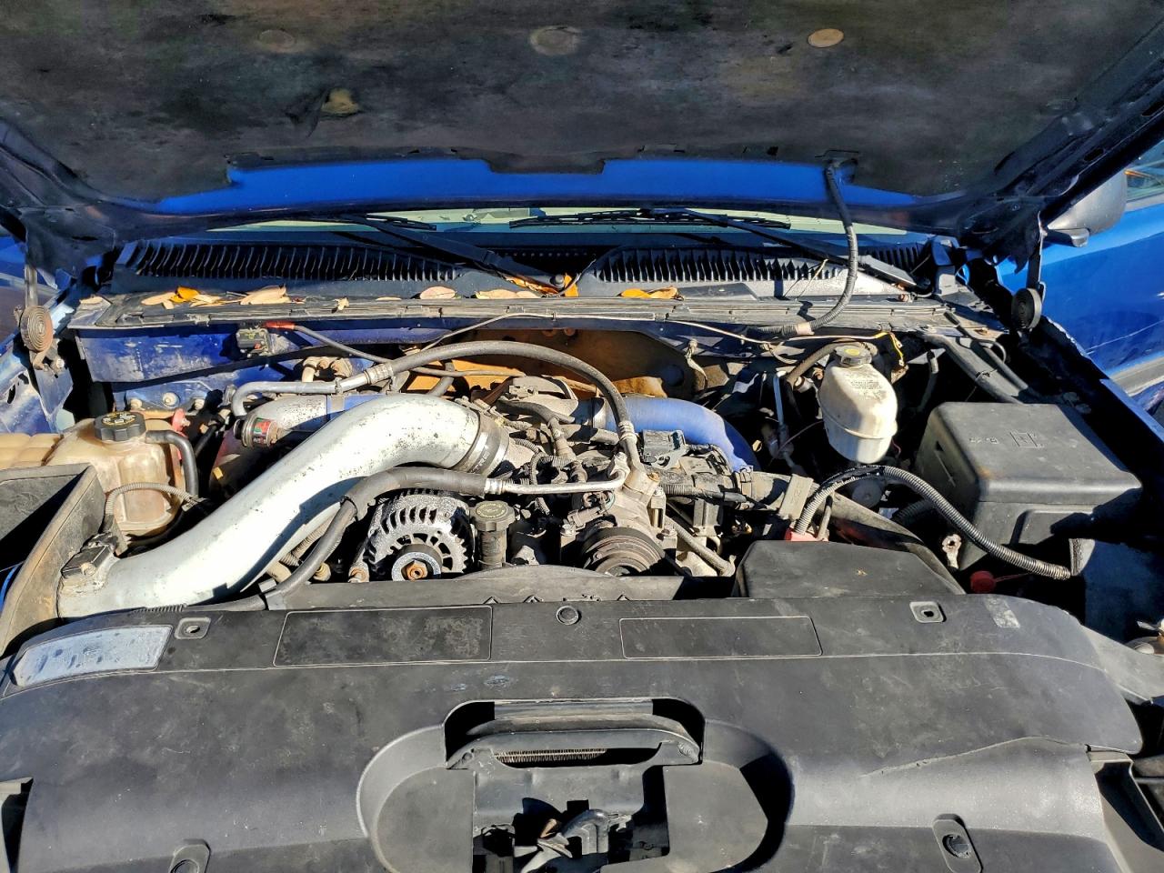 Chevrolet Silverado K2500 Heavy Duty Image 5