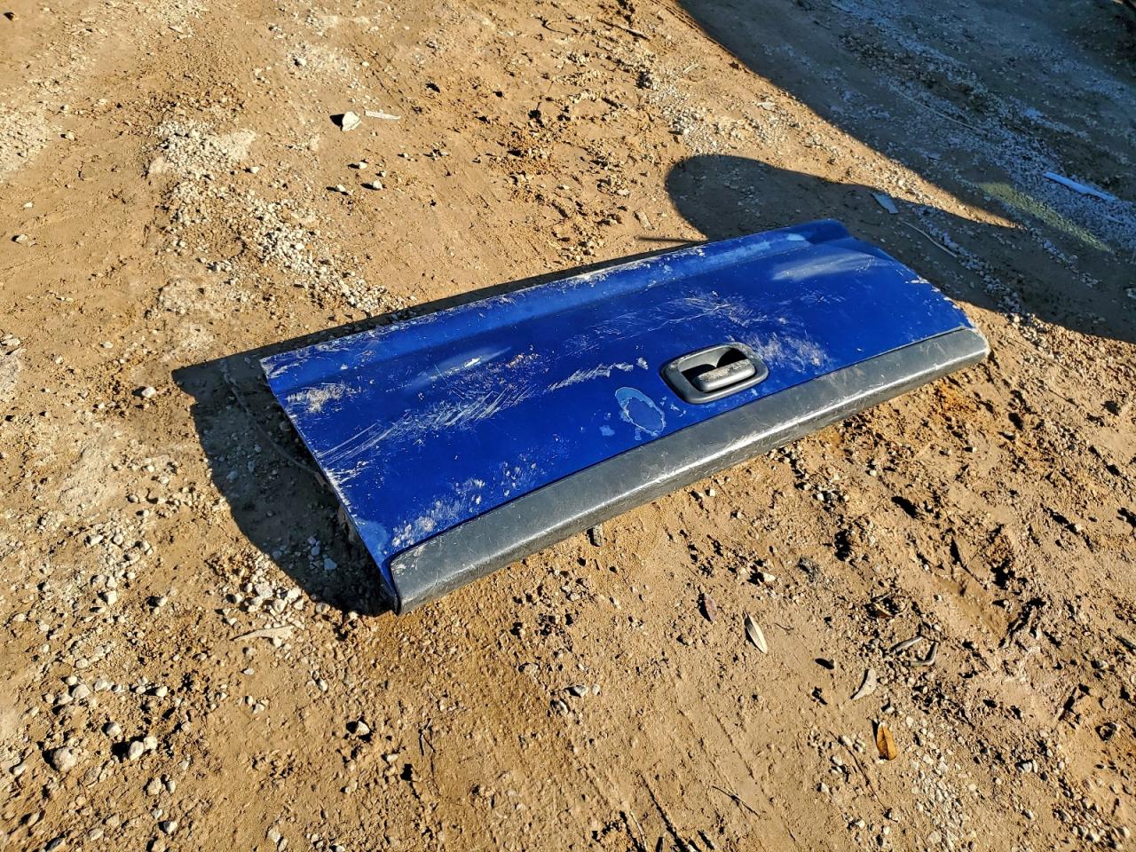 Chevrolet Silverado K2500 Heavy Duty Image 13