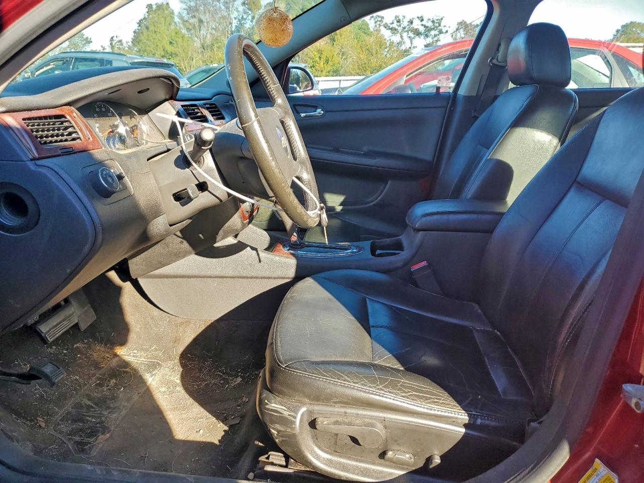 Chevrolet Impala Ltz Image 11