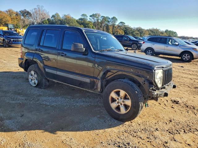 Jeep Liberty Sport Image 11