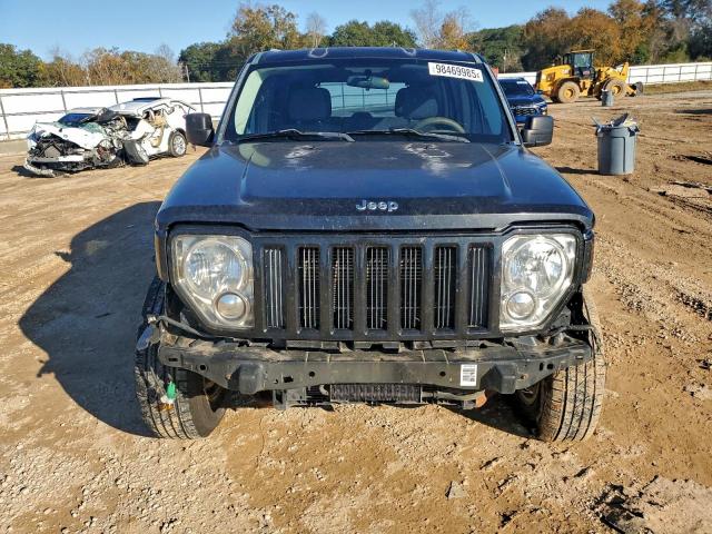 Jeep Liberty Sport Image 13