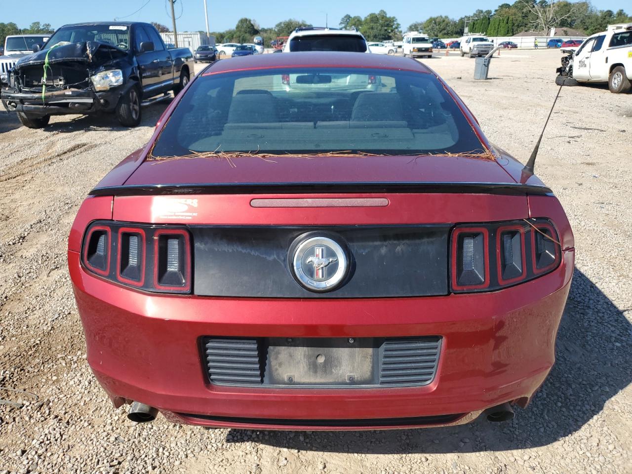 Ford Mustang Image 9