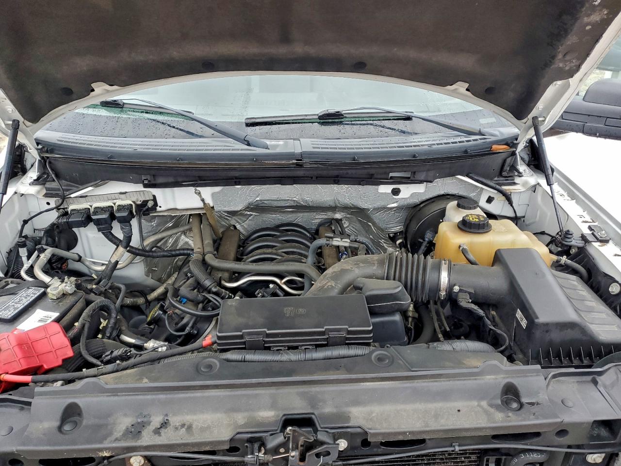 Ford F-150 Super Cab Image 3