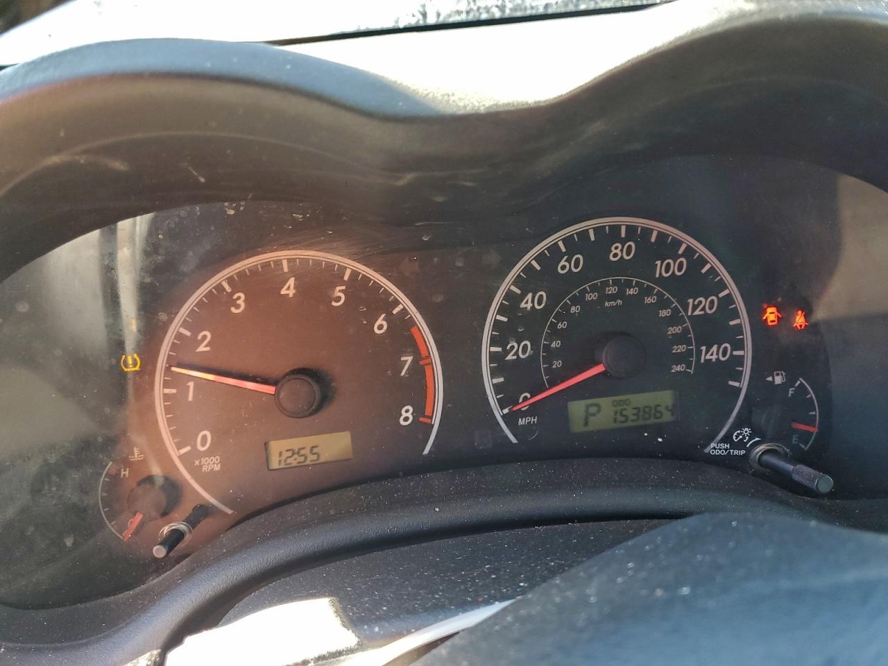 Toyota Corolla Base Image 11