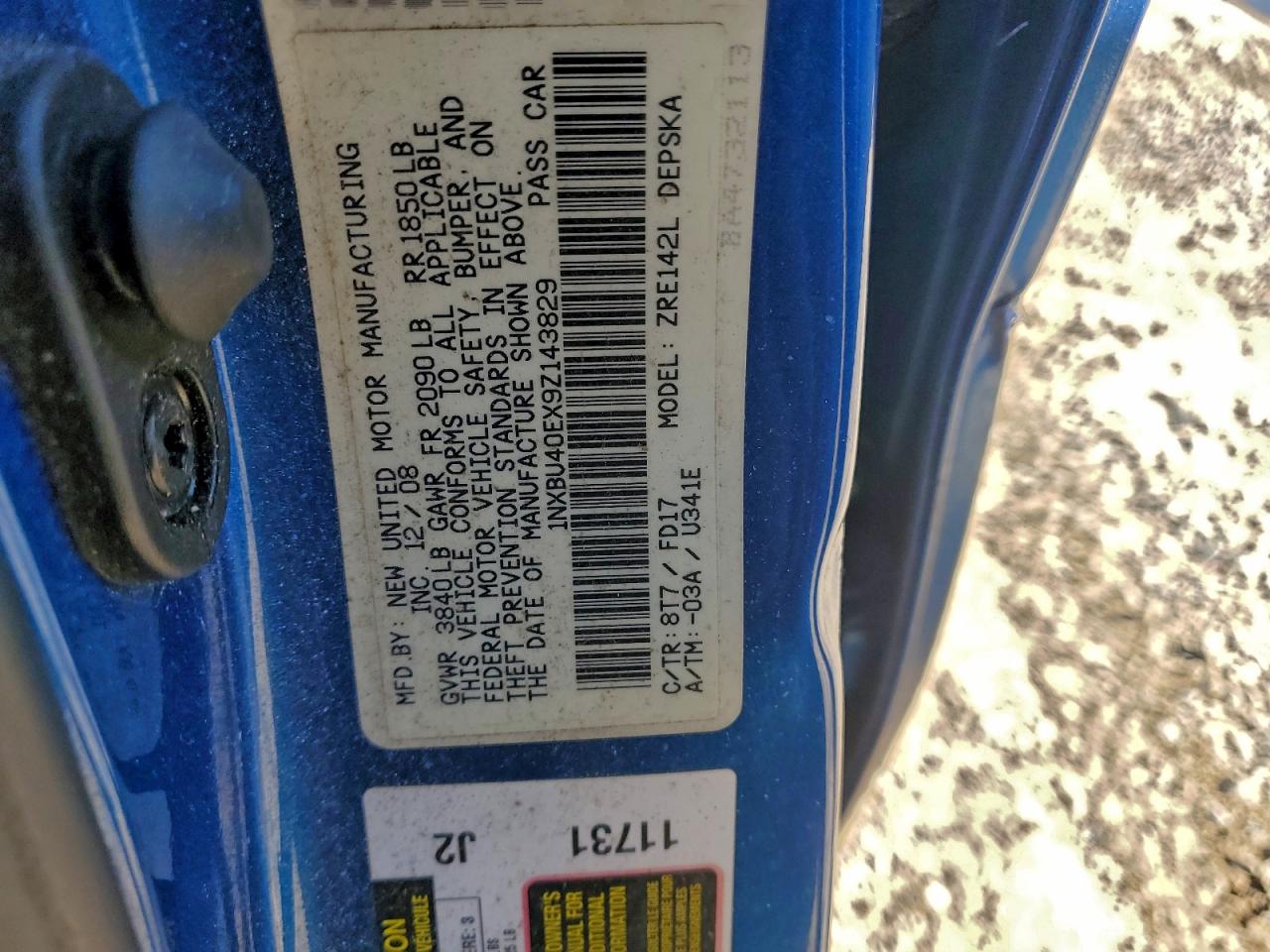 Toyota Corolla Base Image 10