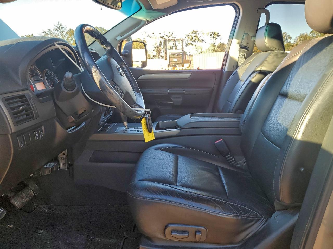 Nissan Armada Se Image 13