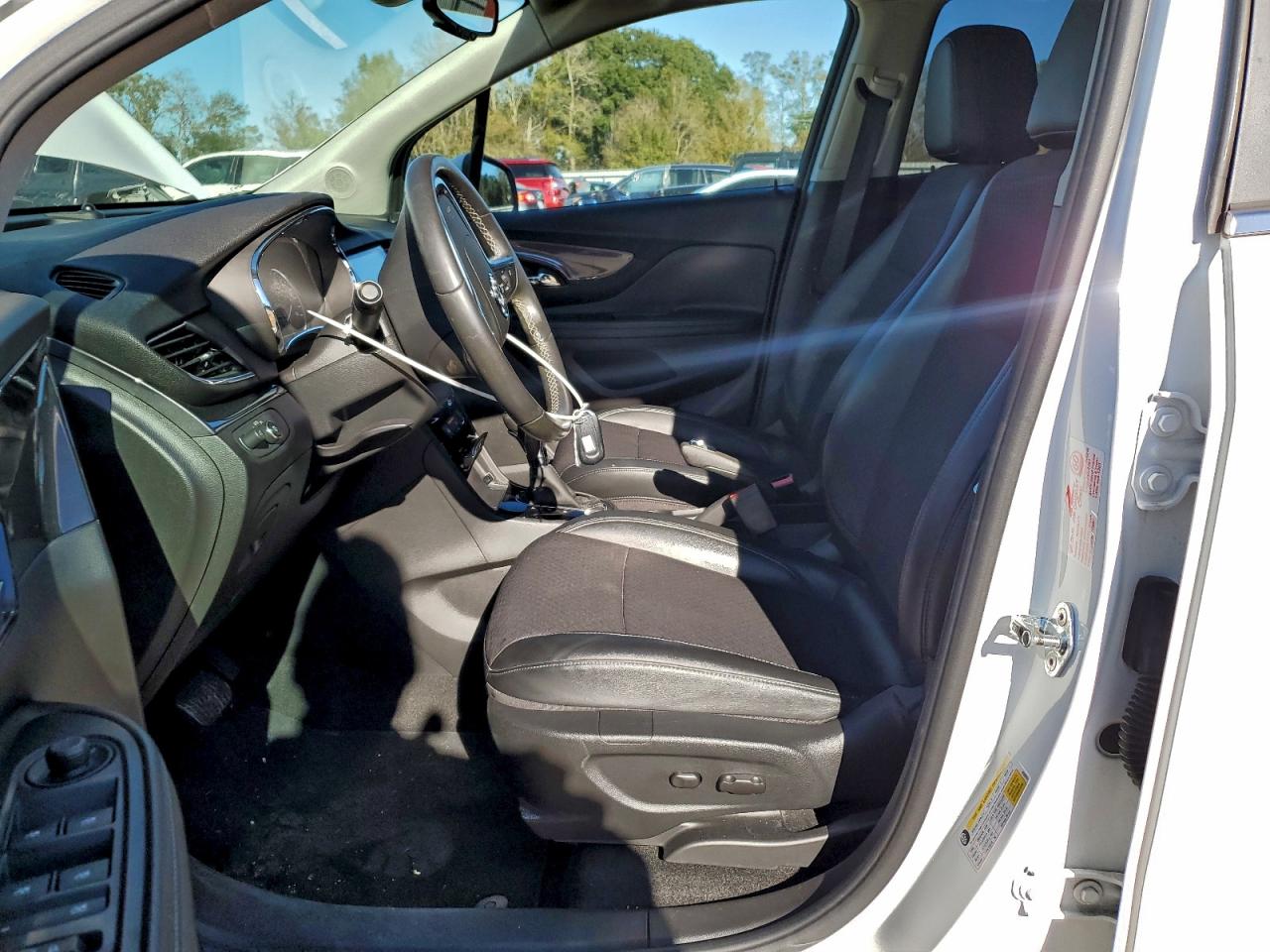 Buick Encore Preferred Image 7