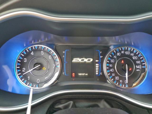 Chrysler 200 Limited Image 11