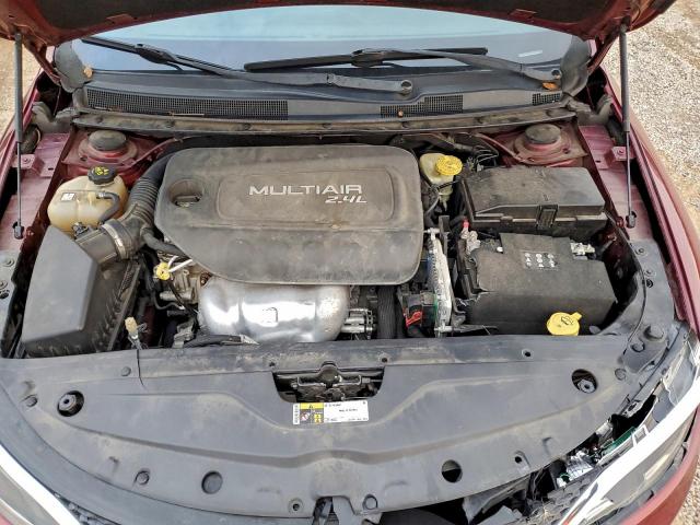 Chrysler 200 Limited Image 3